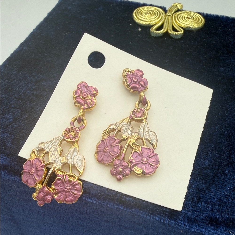 Elegant Floral Drop dangle full bloom earrings Pink Gold tone costume jewelry